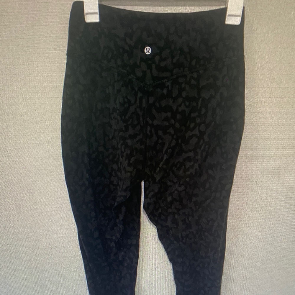lululemon athletica Men’s Black Subtle Leopard-Print Joggers